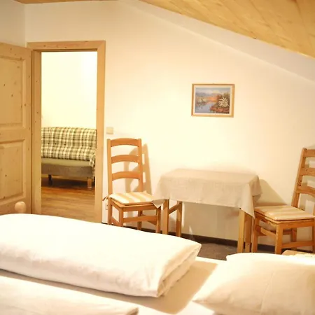 Haus Marta Apartment