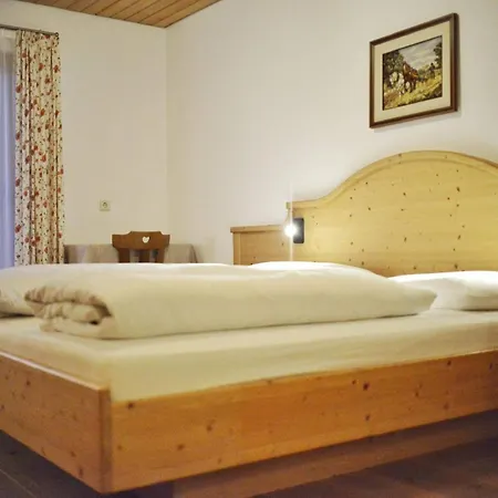 Haus Marta Apartment *